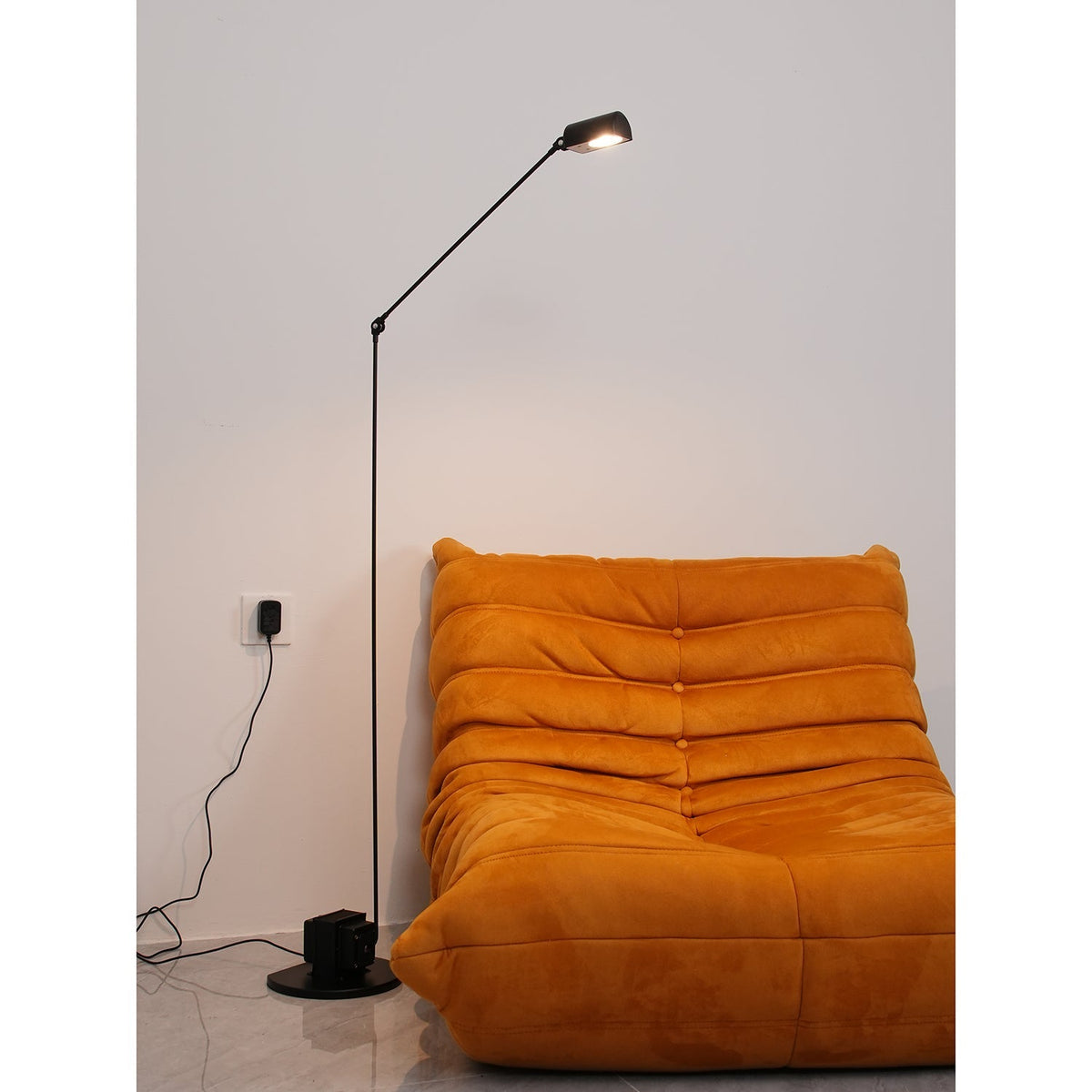 Nerilux instelbare vloerlamp