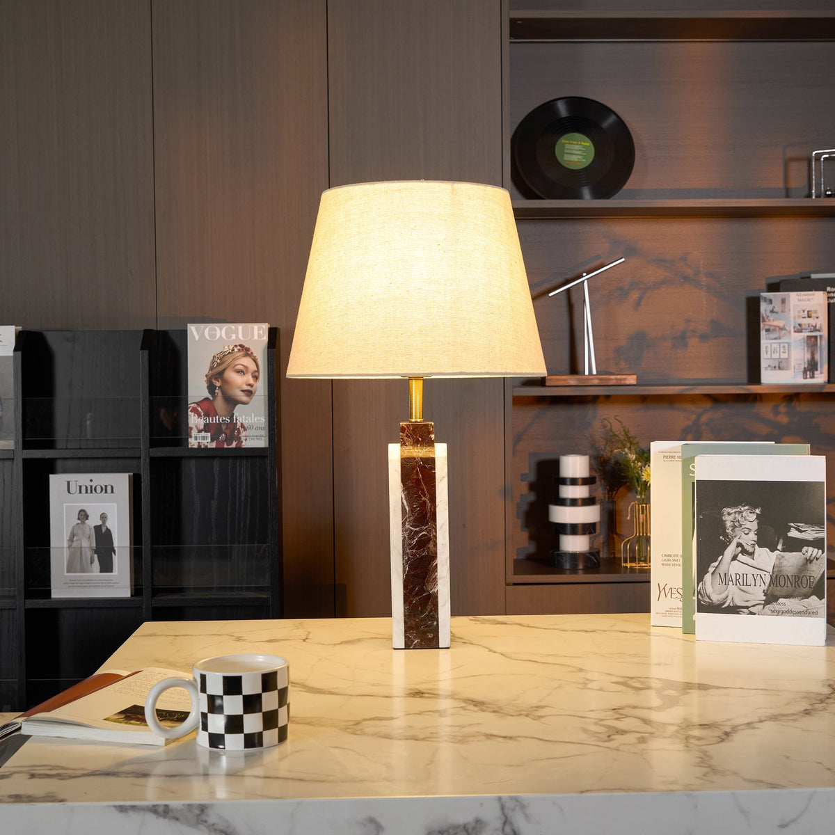 Jovix moderne tafellamp van marmer
