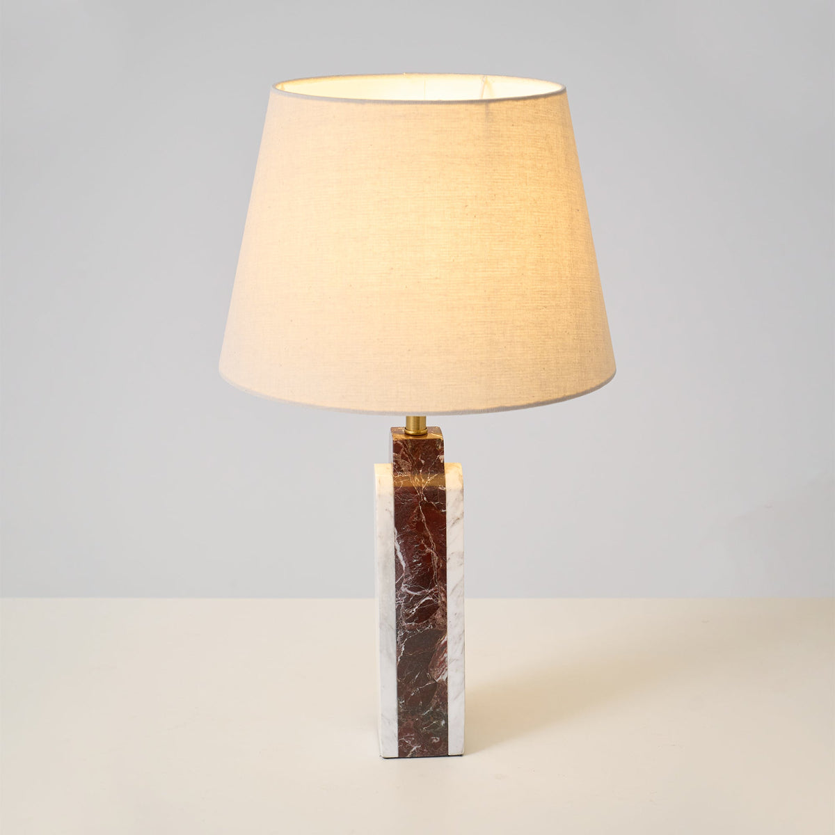 Jovix moderne tafellamp van marmer