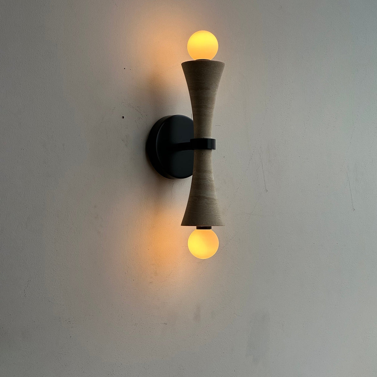 Elaiselle wandlamp