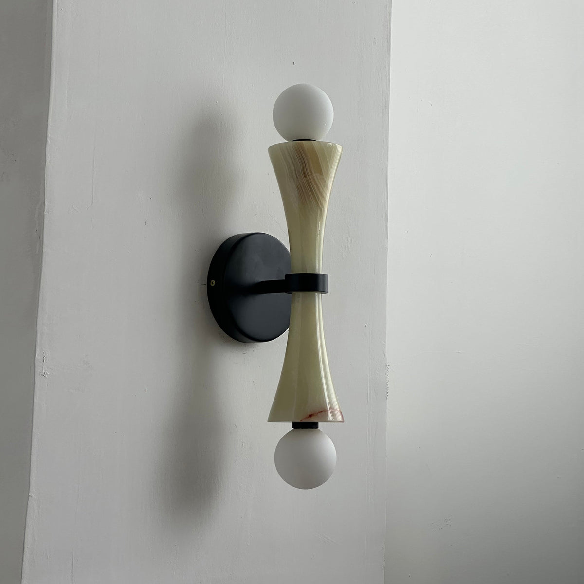 Elaiselle wandlamp