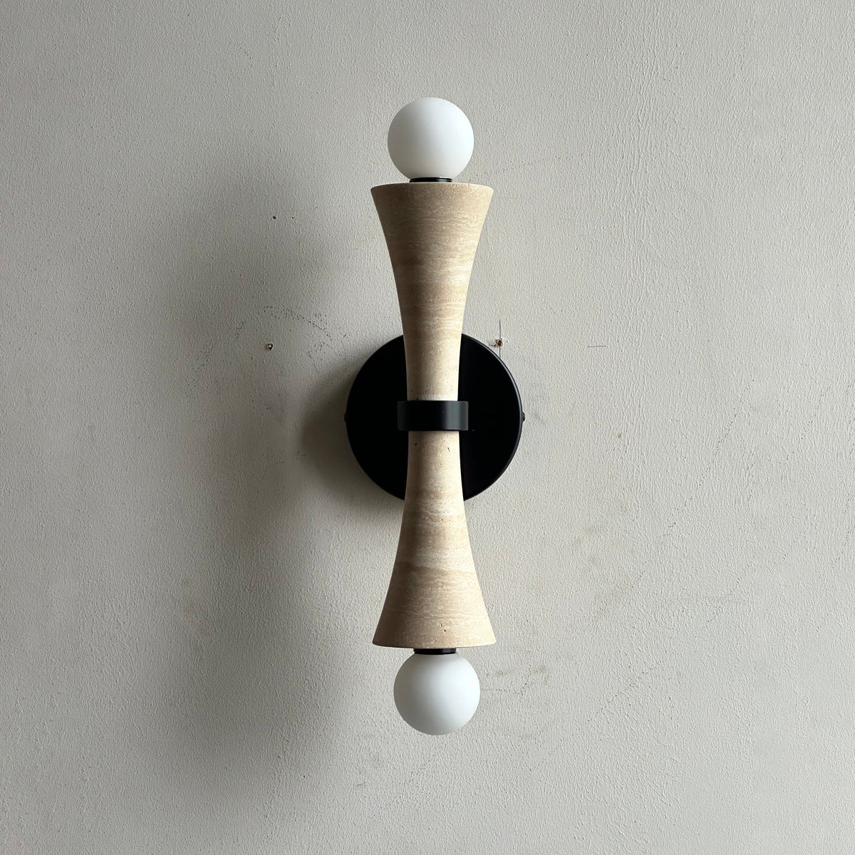 Elaiselle wandlamp