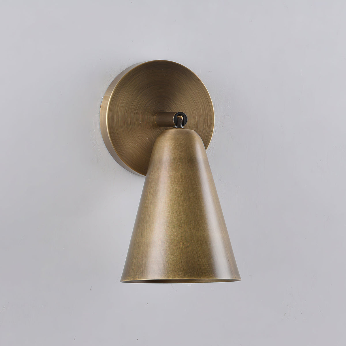 Mirisenne draaibare wandlamp