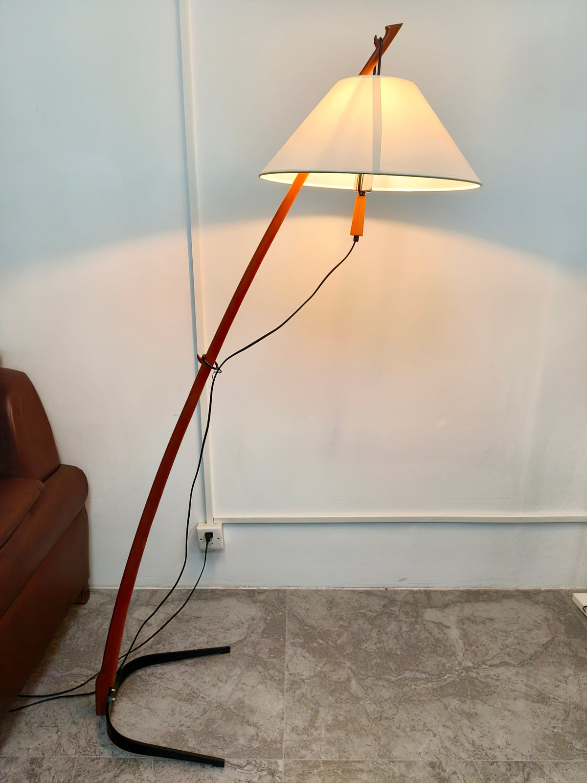 Irigen Arc vloerlamp