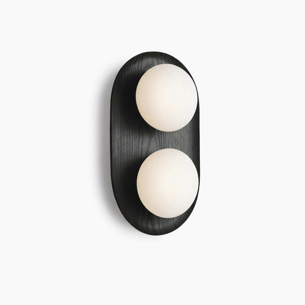 Twin Orb wandlamp met eiken achterplaat