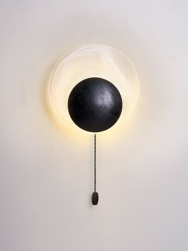 Orla Cosmica Eclipse Zwarte travertin wandlamp