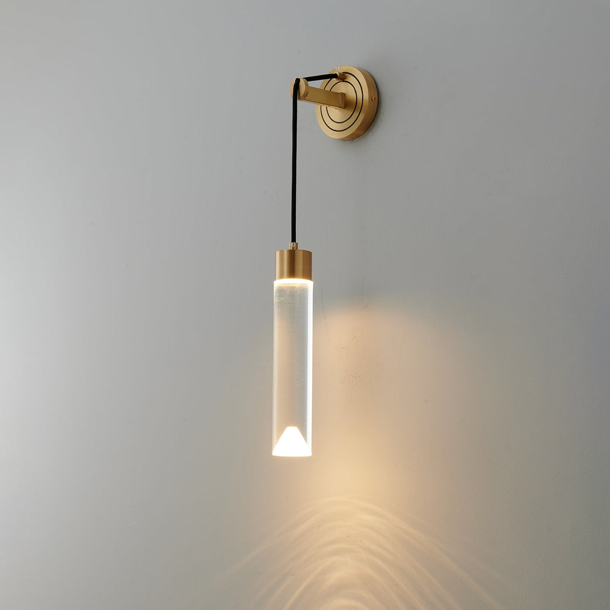 Zodorila Moderne wandlamp uit de Minimalistische Kristalserie
