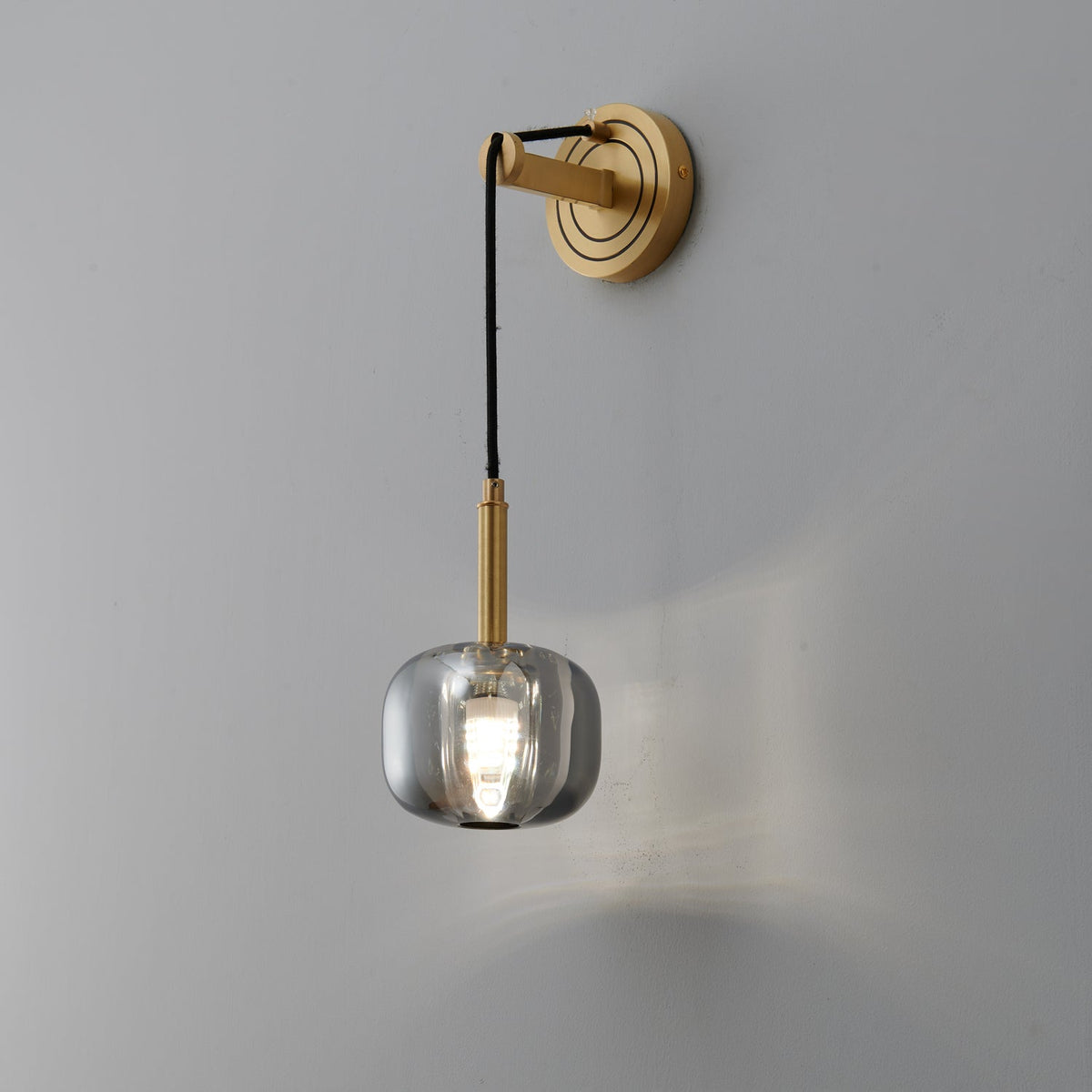 Zodorila Moderne wandlamp uit de Minimalistische Kristalserie