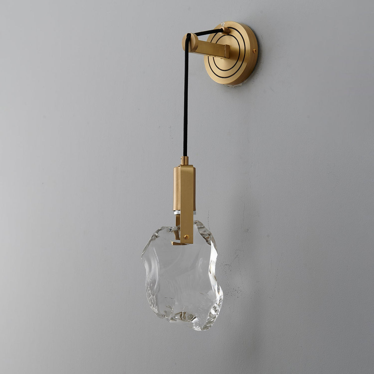 Zodorila Moderne wandlamp uit de Minimalistische Kristalserie