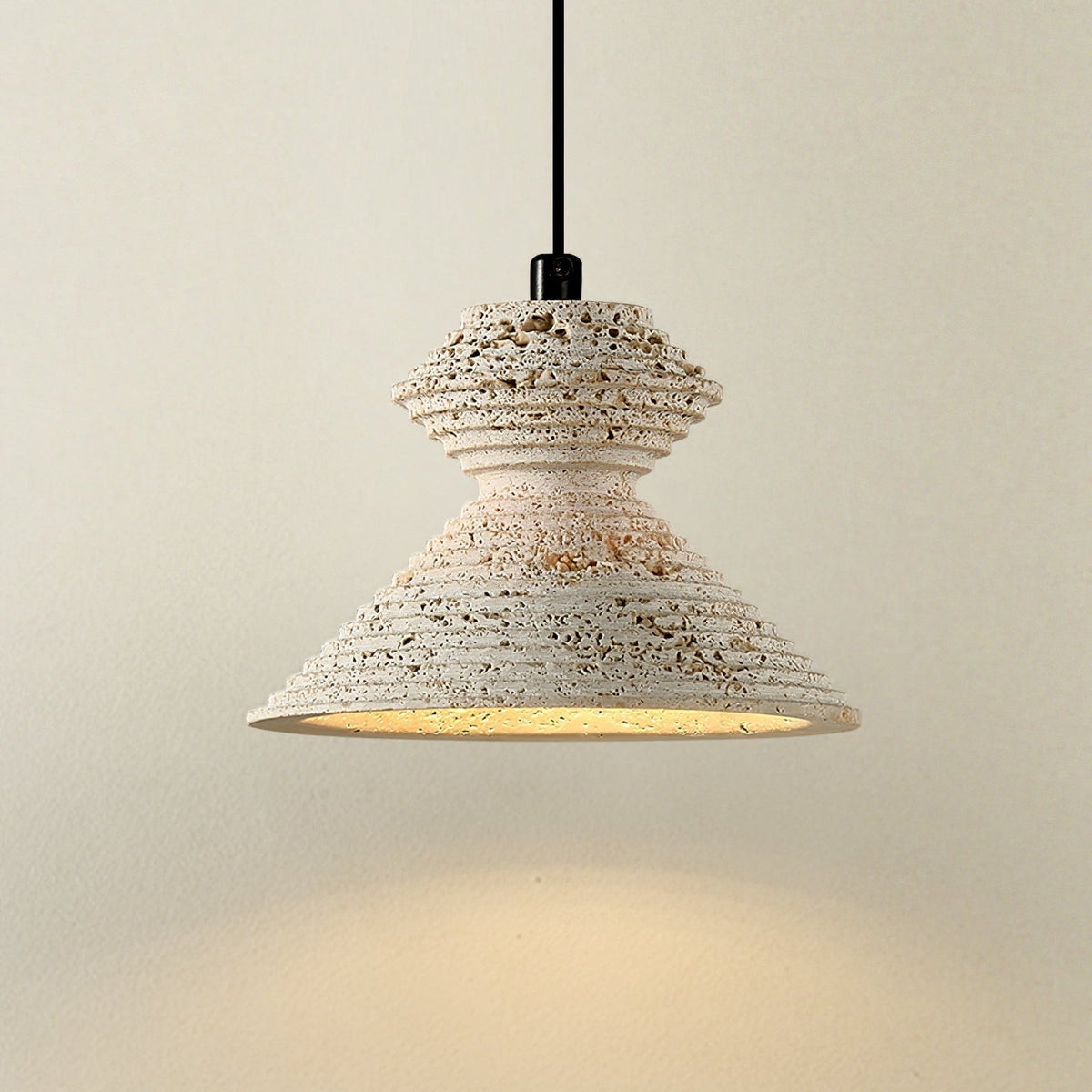 Nyrd hanglamp van geel travertin