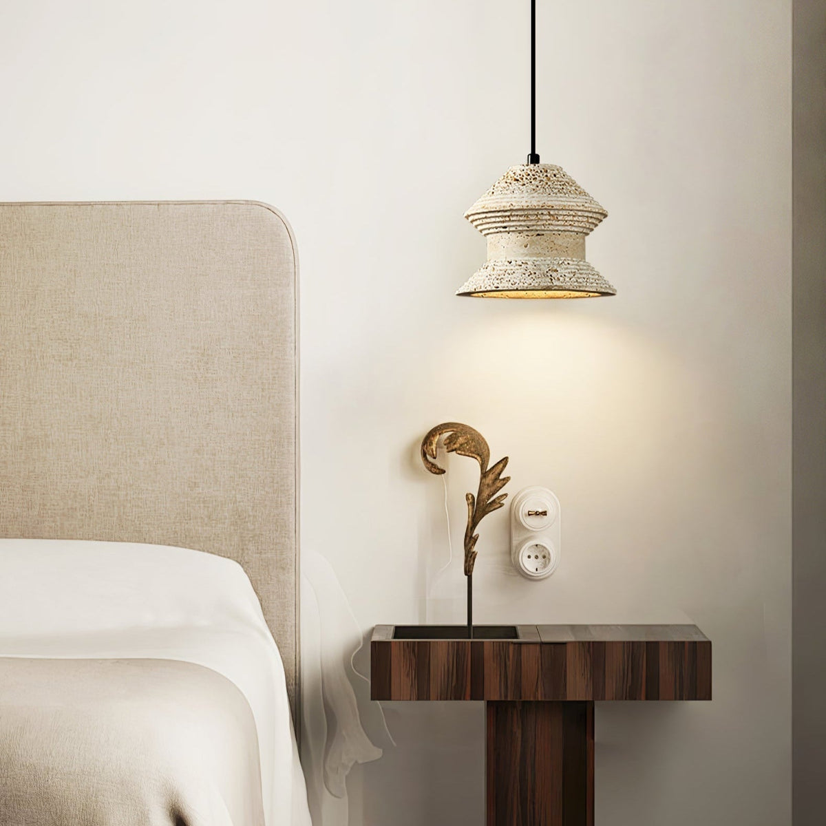 Nyrd hanglamp van geel travertin