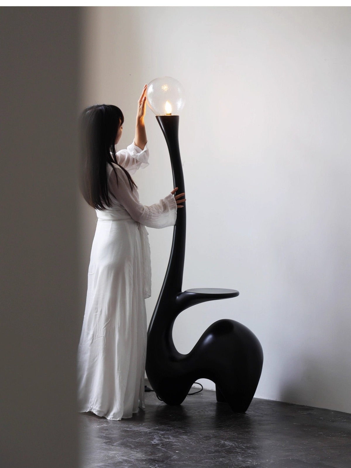 Lurk sculpturale vloerlamp