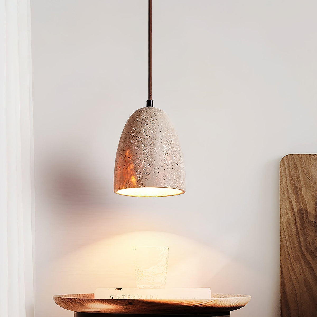 Lildes conische hanglamp van geel travertin