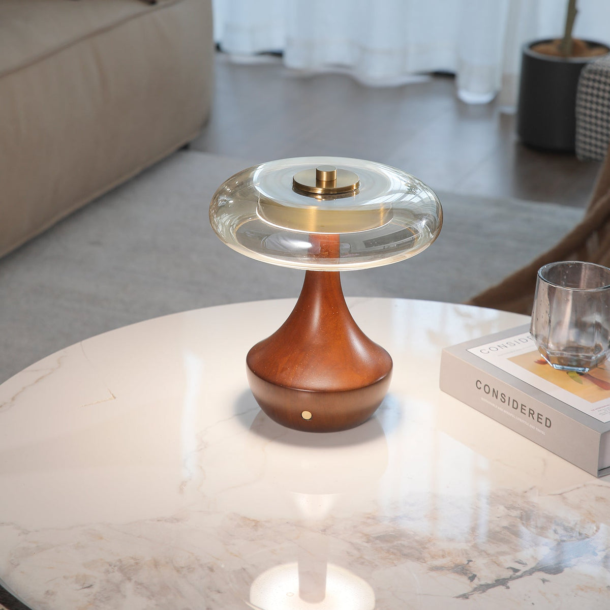 Orlan houten vintage tafellamp