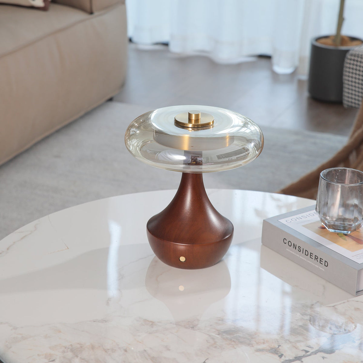 Orlan houten vintage tafellamp