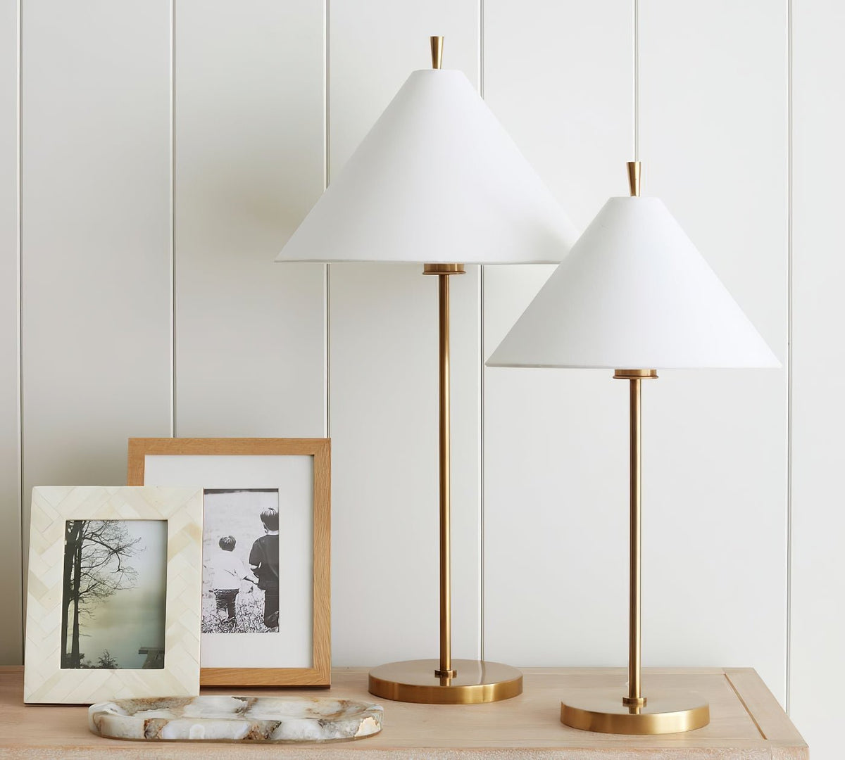 Sorivina elegante tafellamp met conische kap
