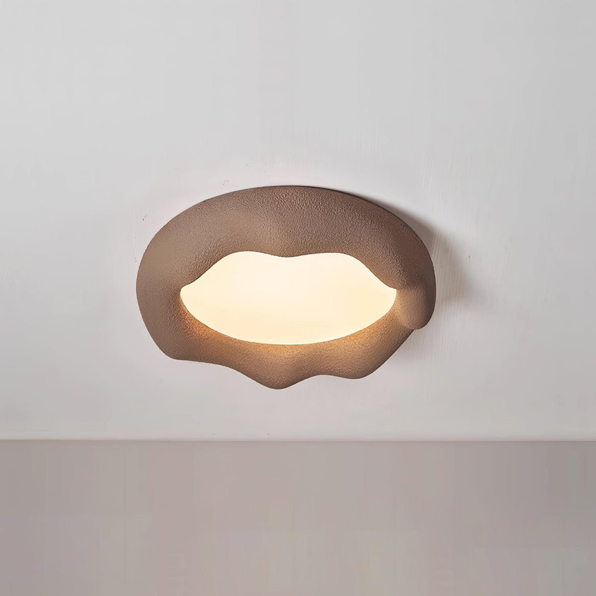 Plafondlamp met organische hars- en glasvezellichaam in beige
