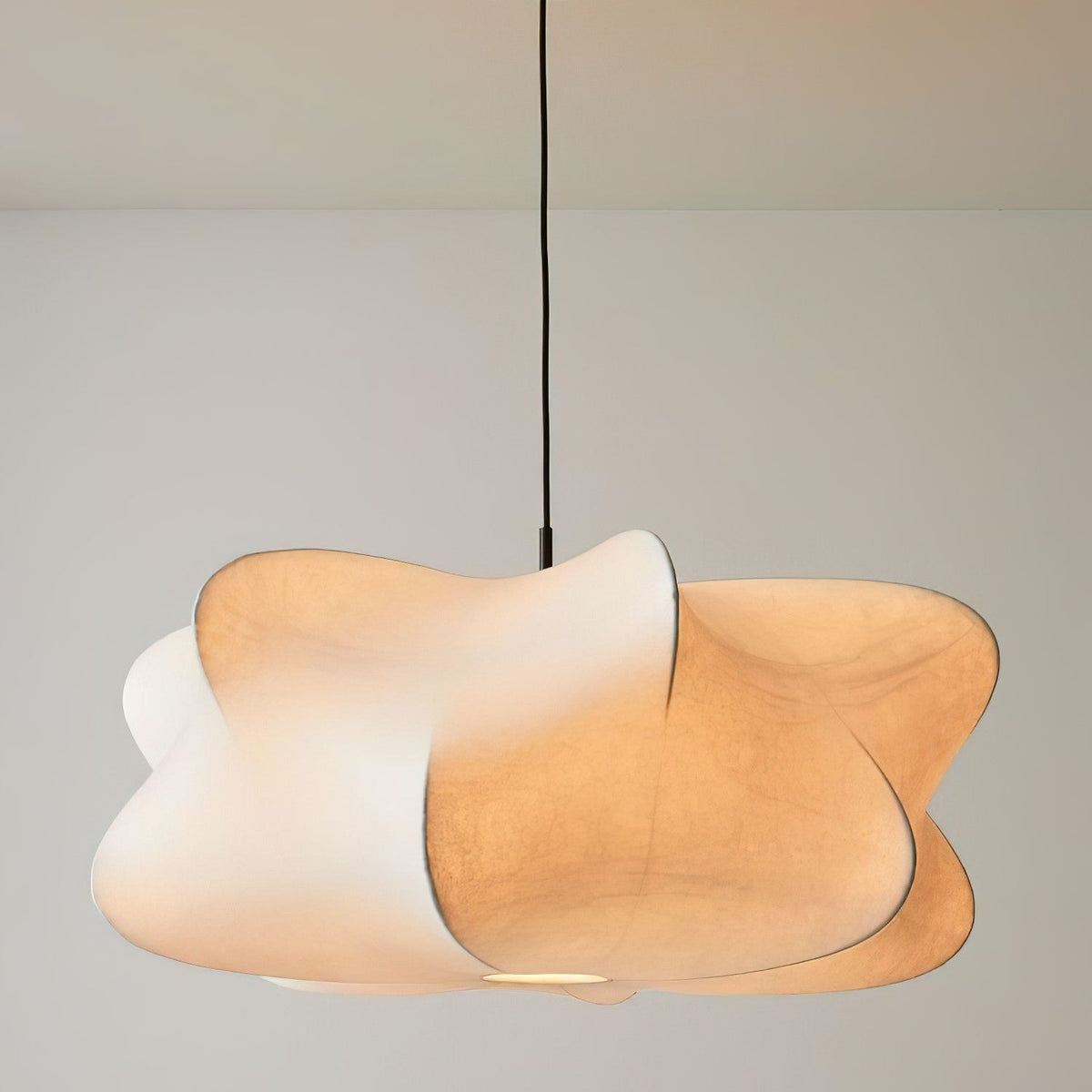 Bibi hanglamp met decoratieve zijden kap