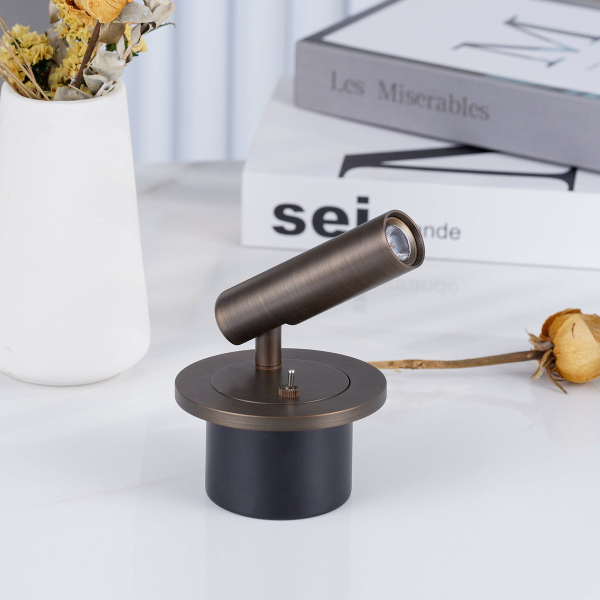 Galenor moderne minimalistische lees-wandlamp