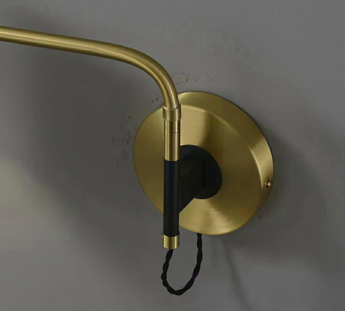 Merton wandlamp van staal in industriële stijl