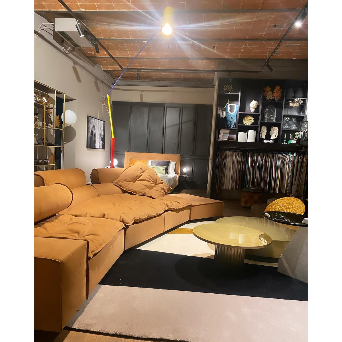 Rohe vloerlamp