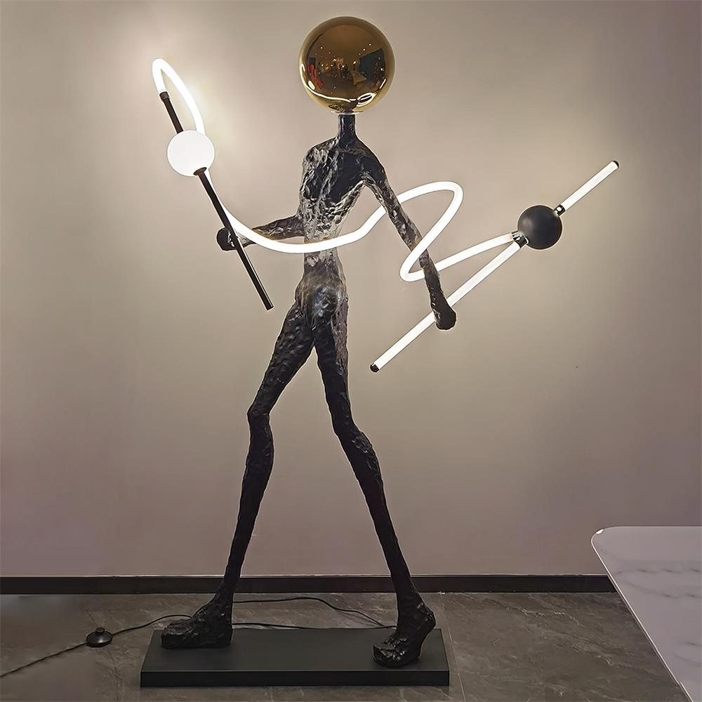Nycaran sculpturale vloerlamp in zwart