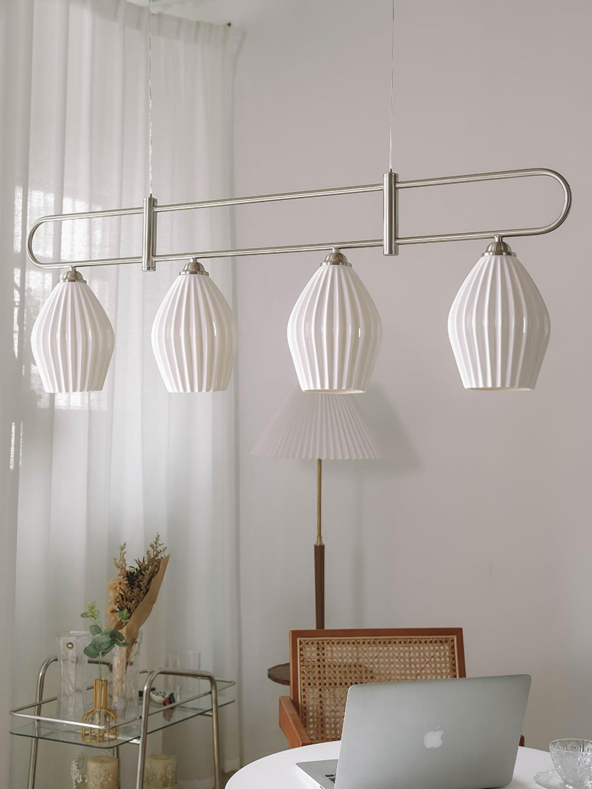 Arlirir moderne hanglamp met minimalistisch kunstwerk in keramiek