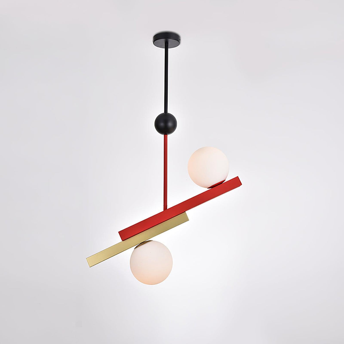 Veveny hanglamp met dubbele bollen en lineaire balken in geometrische stijl