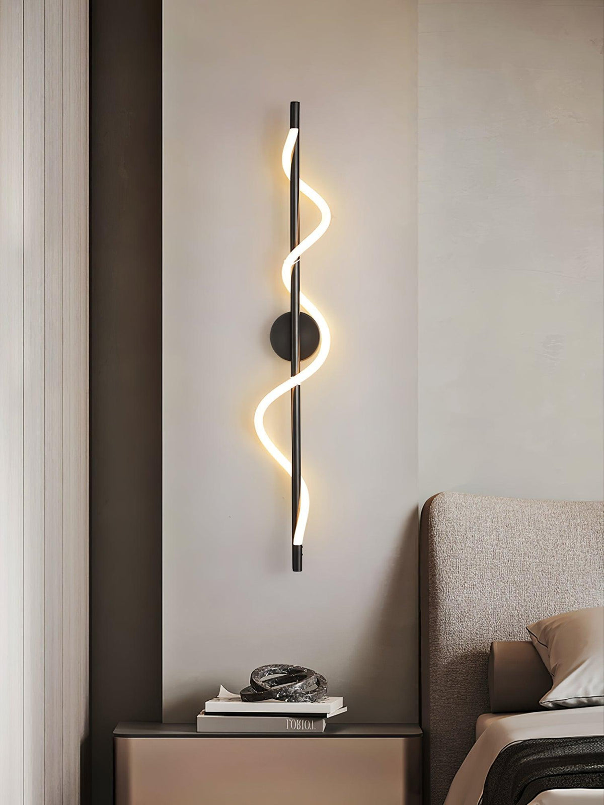 Nivelo sculpturale messing siliconen wandlamp