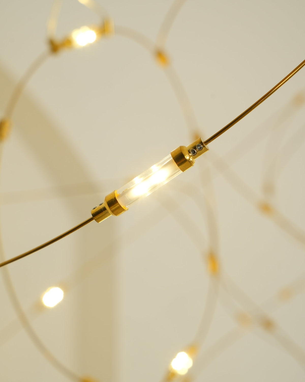 Celes hanglamp van staal met minimalistisch ontwerp