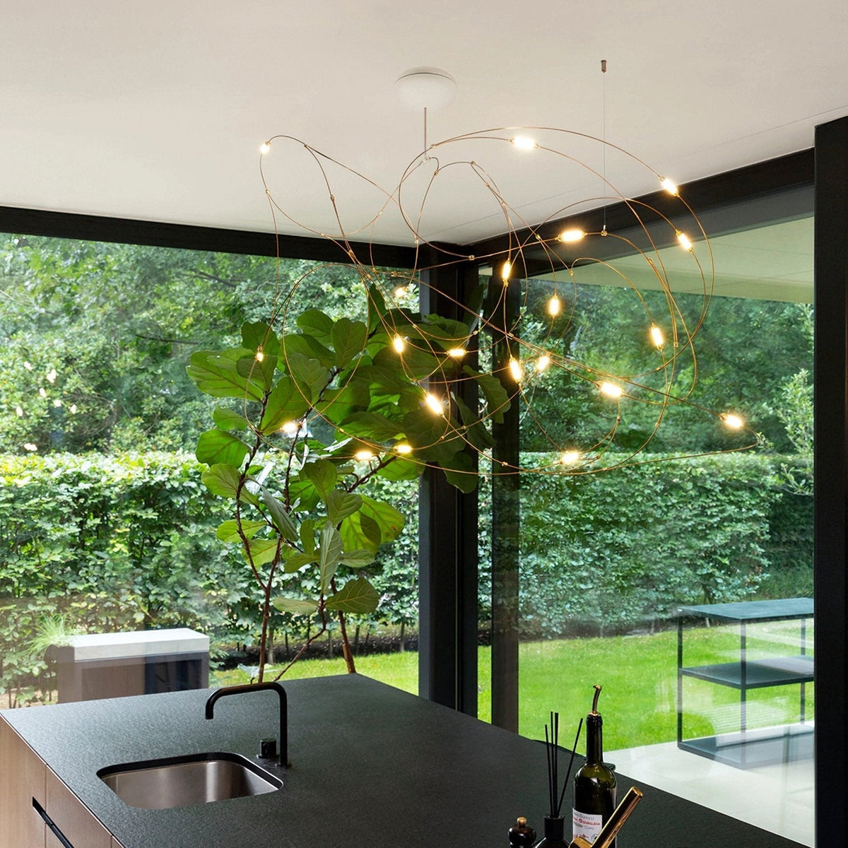 Celes hanglamp van staal met minimalistisch ontwerp