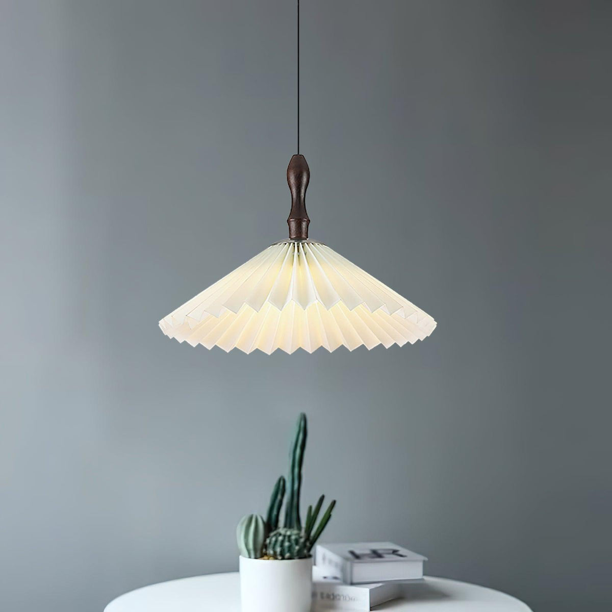 Petal hanglamp van hout met bloemblaadjes