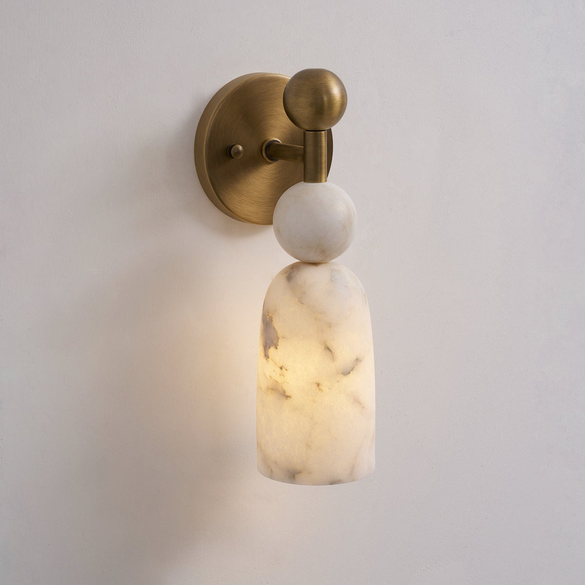 Serafin wandlamp van albast