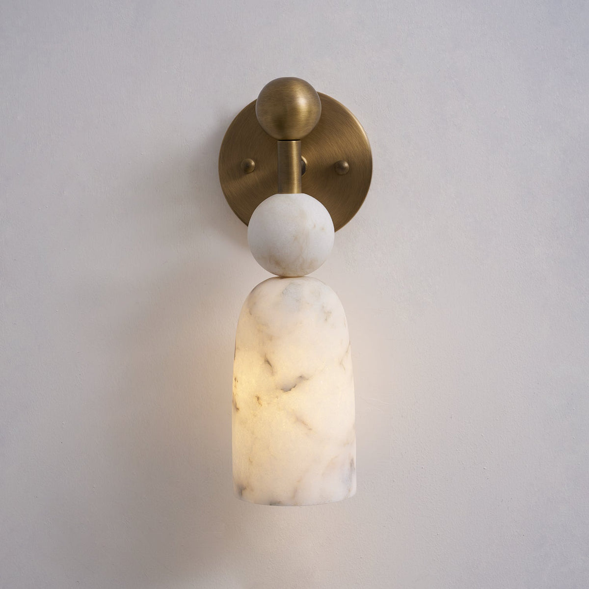 Serafin wandlamp van albast