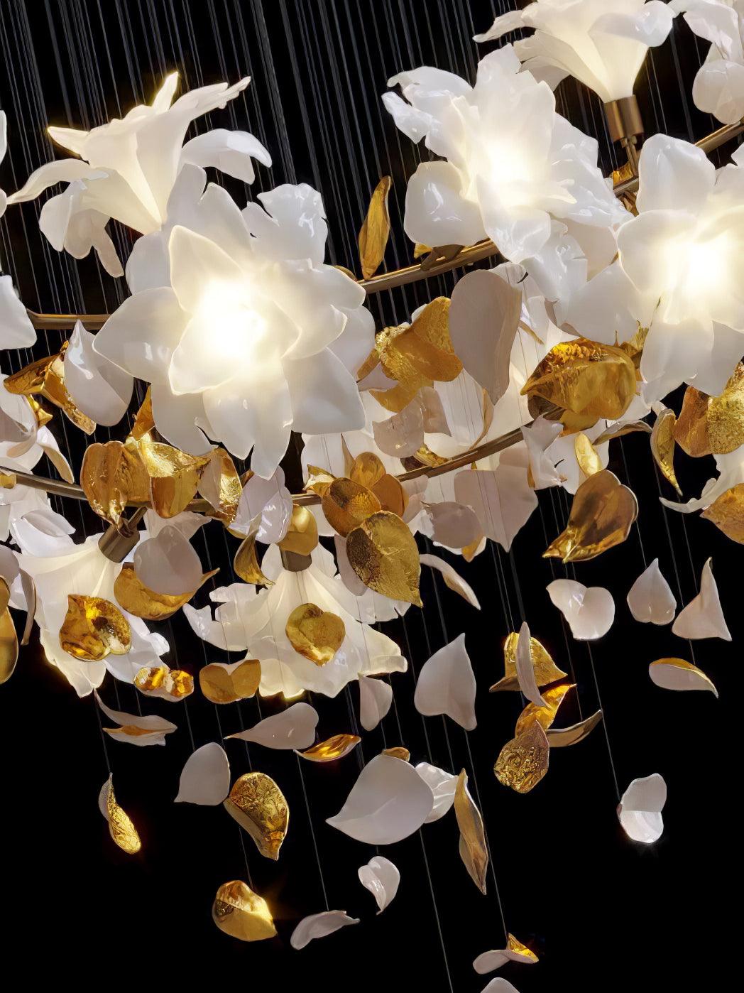 Araeos Flying Flowers Fluttering Kroonluchter van messing