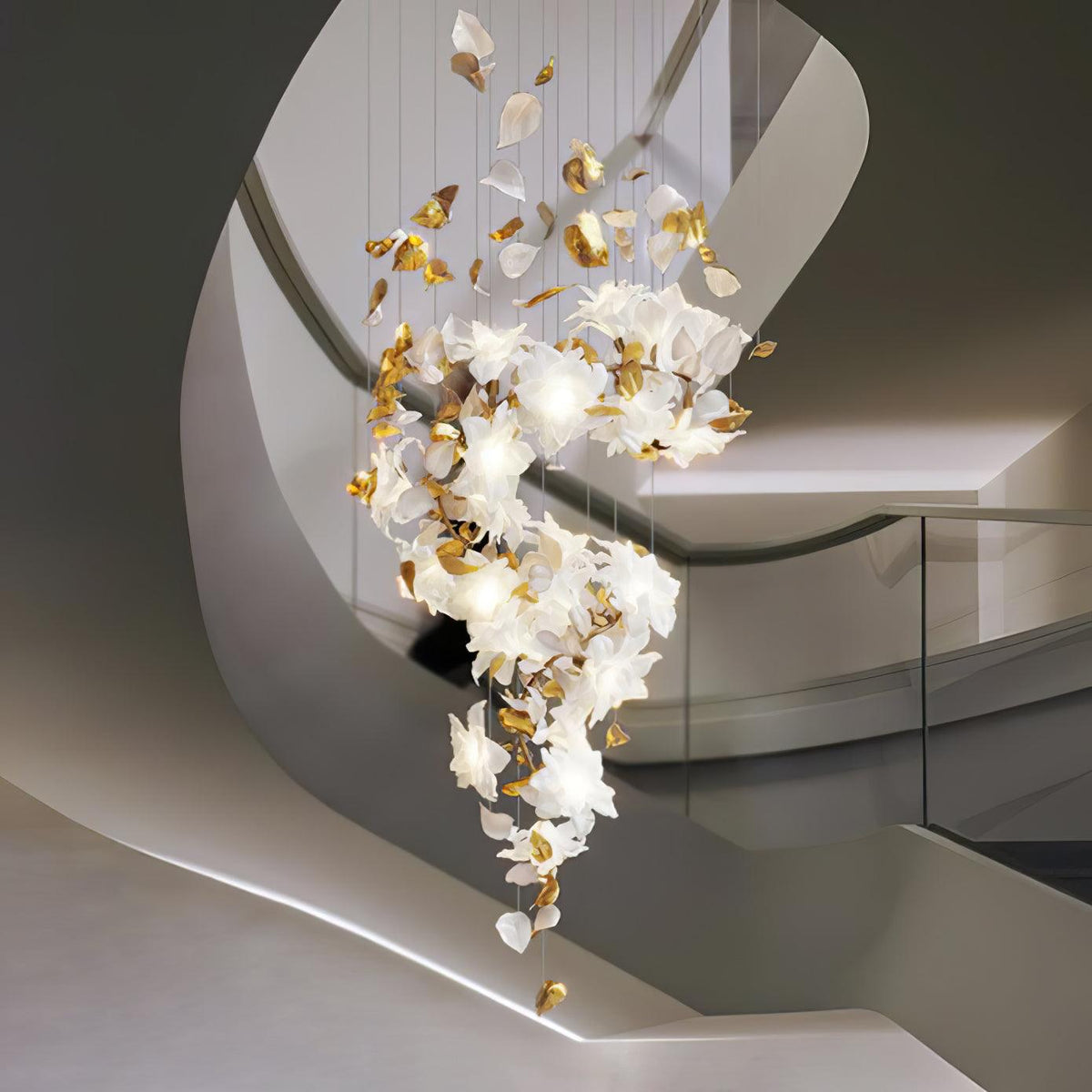 Araeos Flying Flowers Fluttering Kroonluchter van messing