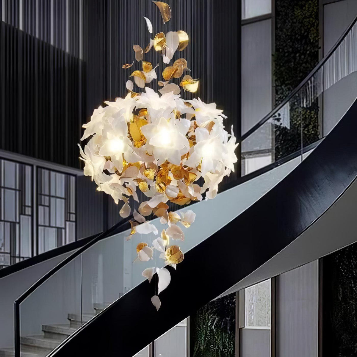 Araeos Flying Flowers Fluttering Kroonluchter van messing