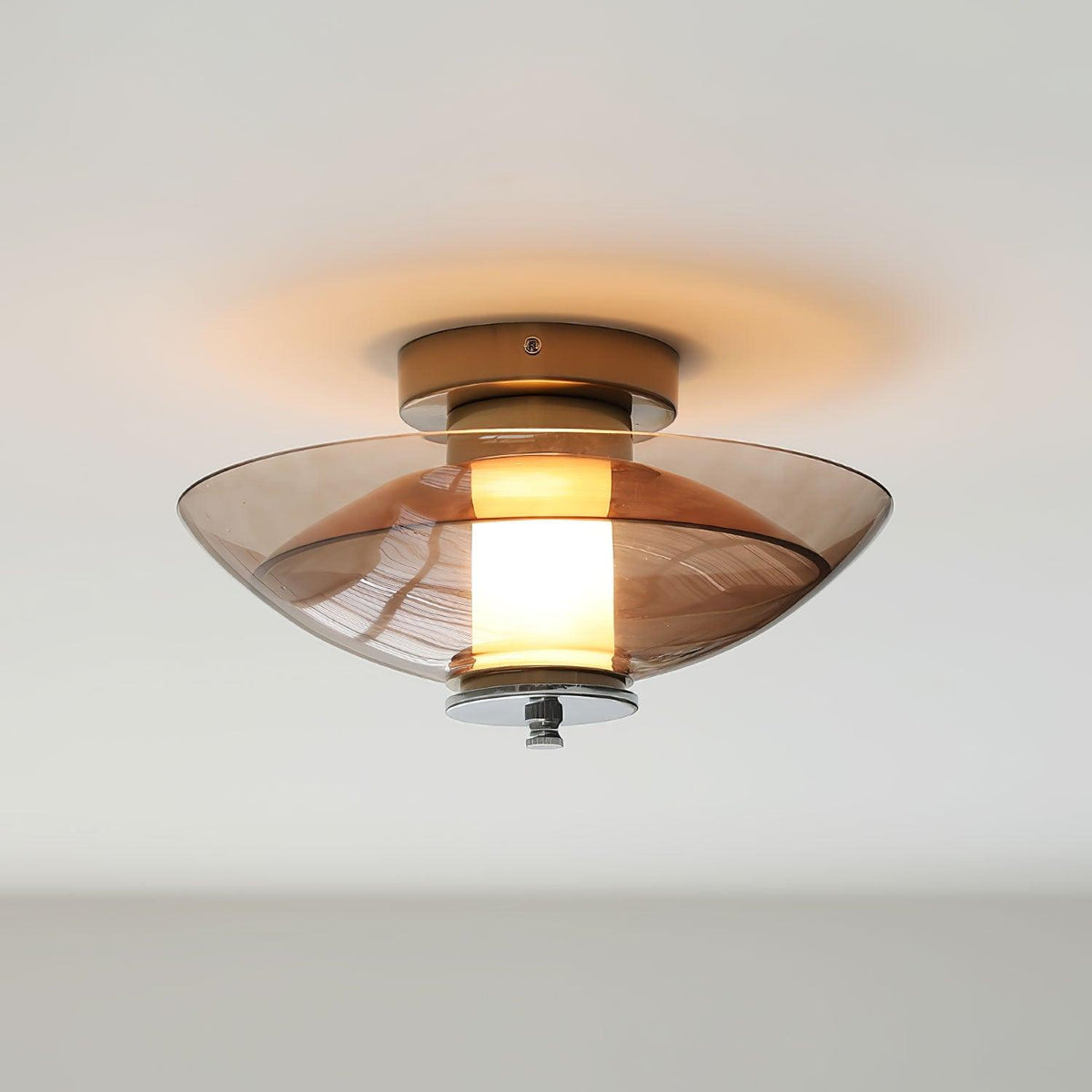 Cocarir Noordse kunst vliegende schotel met stekker wandlamp