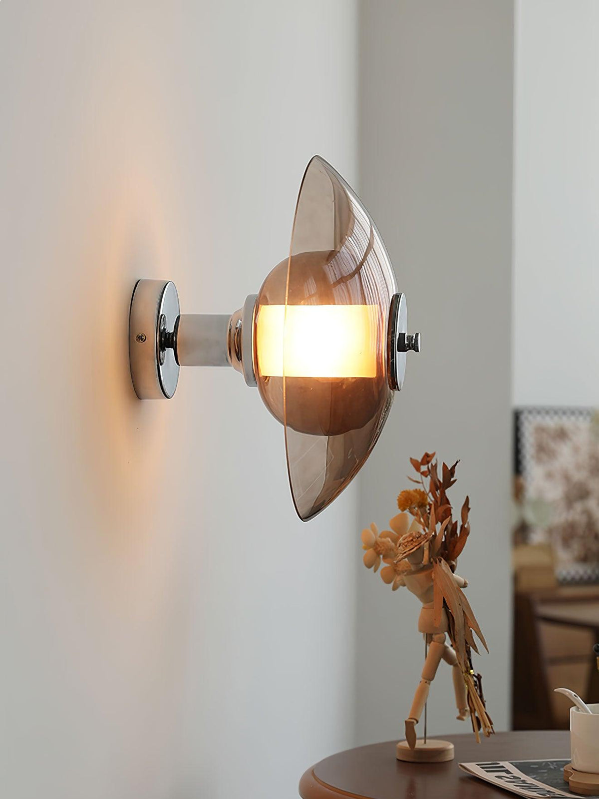Cocarir Noordse kunst vliegende schotel met stekker wandlamp