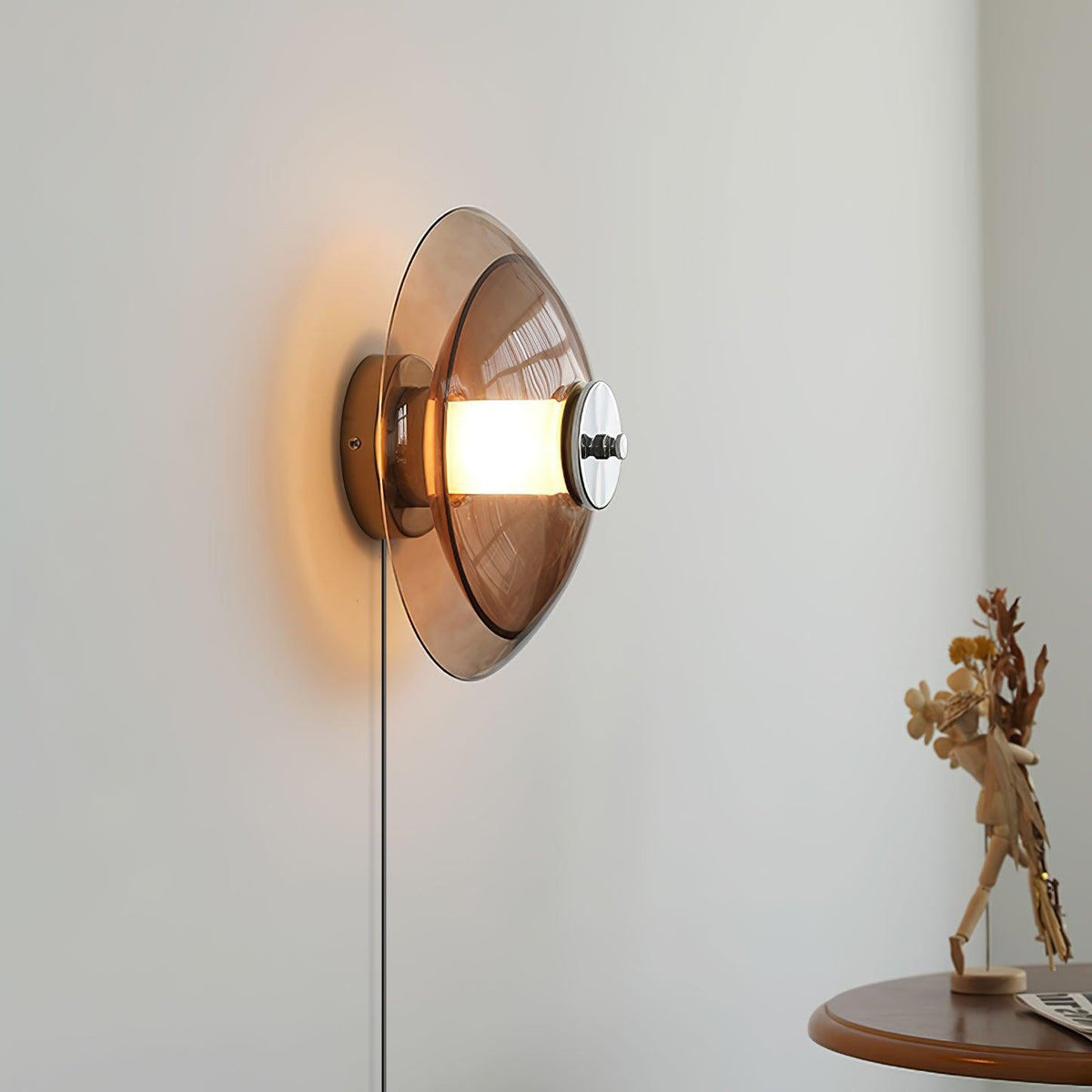 Cocarir Noordse kunst vliegende schotel met stekker wandlamp