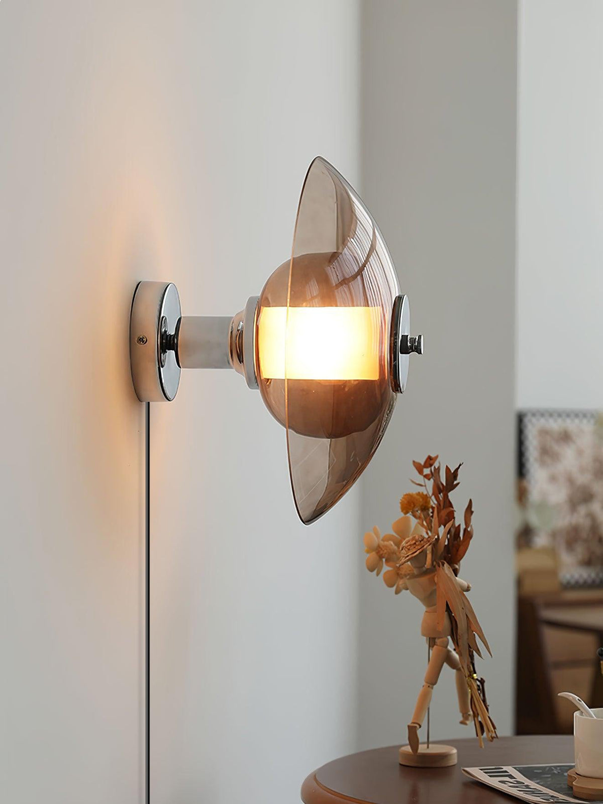 Cocarir Noordse kunst vliegende schotel met stekker wandlamp