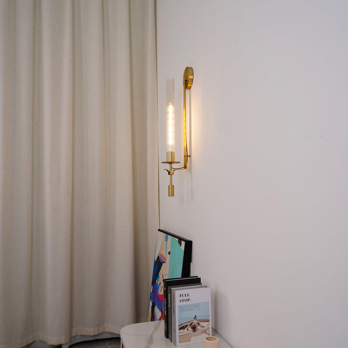 Veloora wandlamp messing Minimalistisch Geribbelde glas