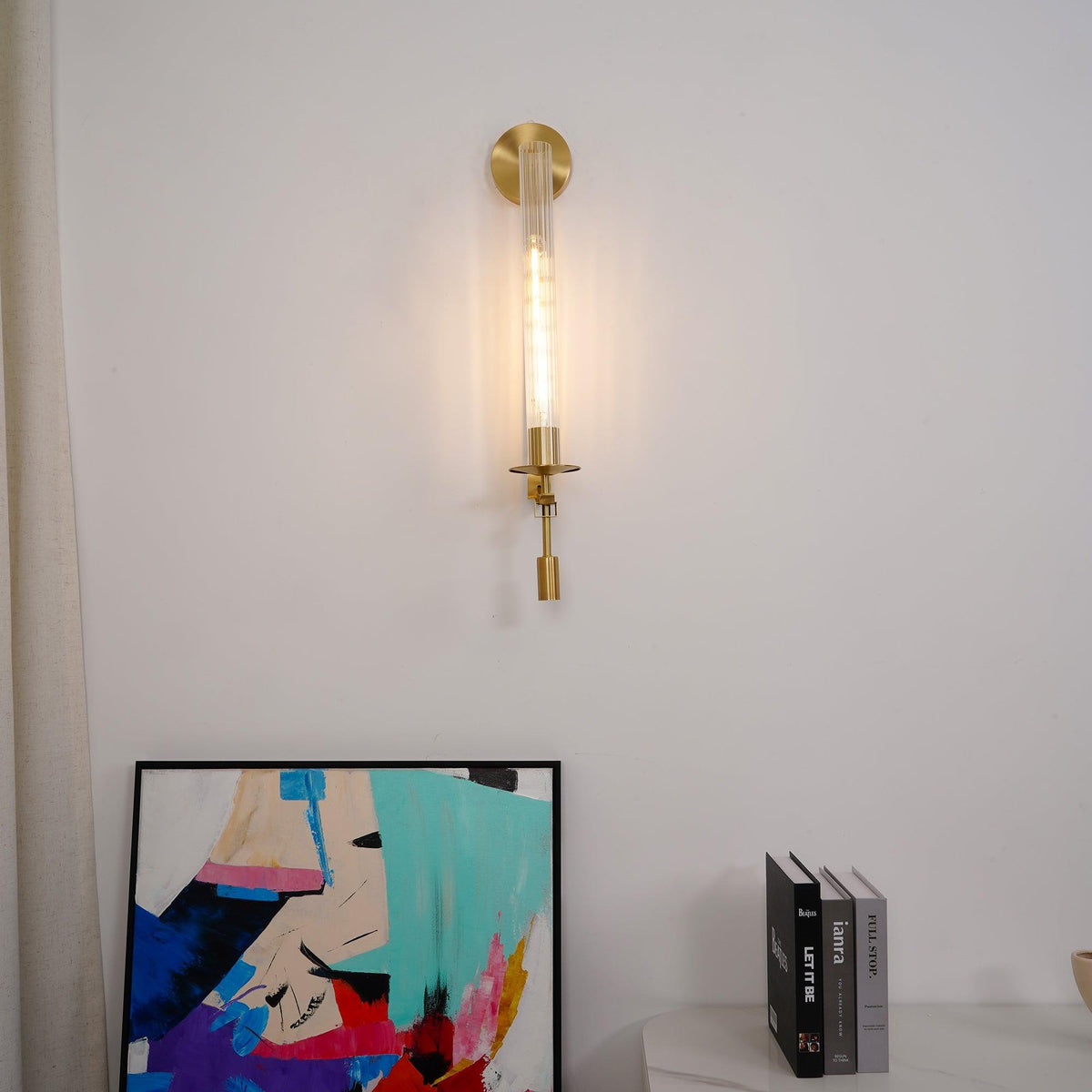 Veloora wandlamp messing Minimalistisch Geribbelde glas