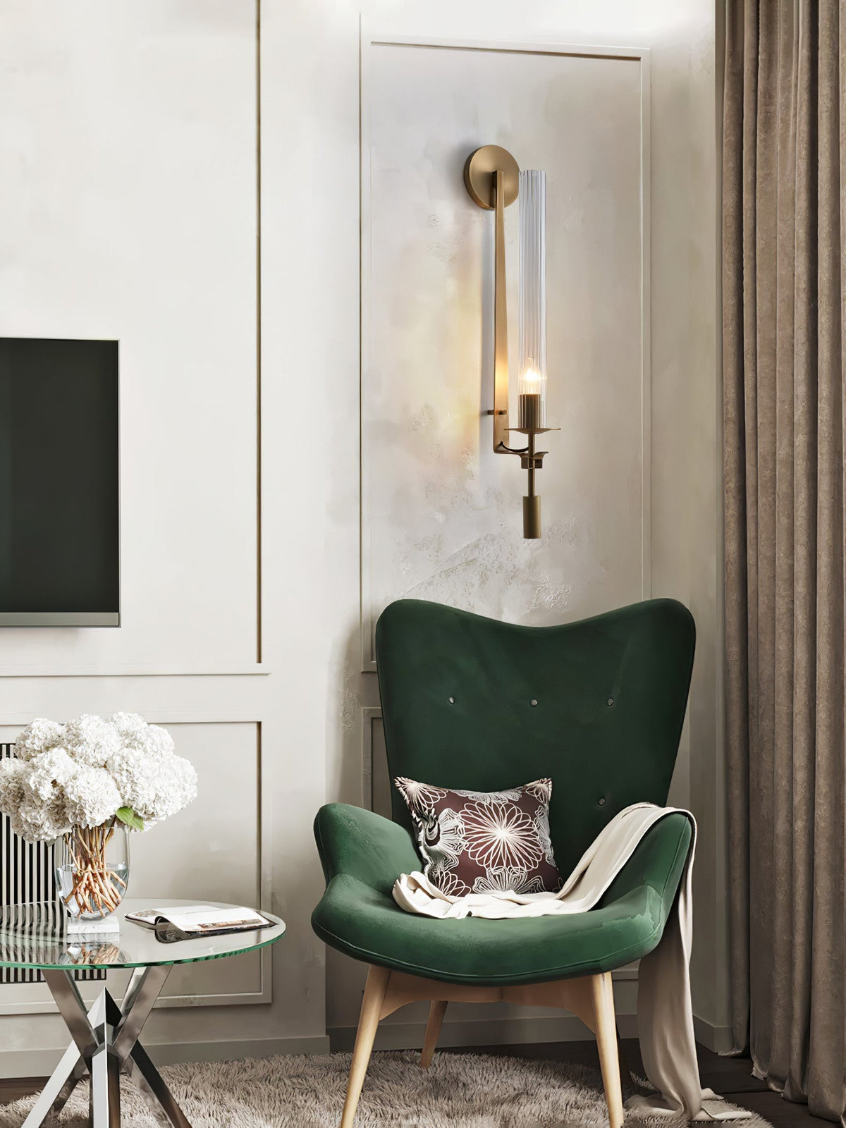 Veloora wandlamp messing Minimalistisch Geribbelde glas