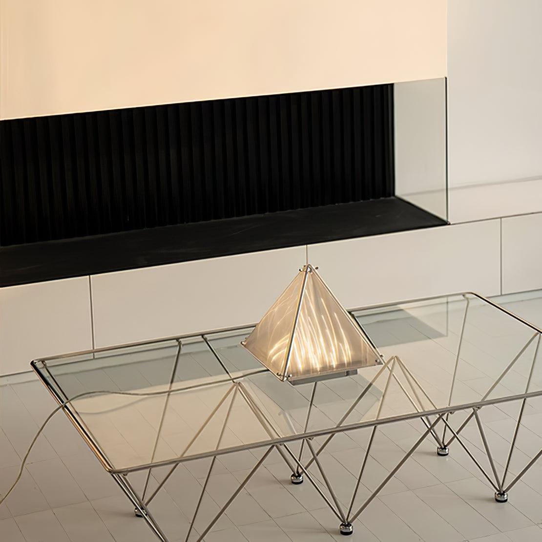 Mymiryre Pyramid glas tafellamp