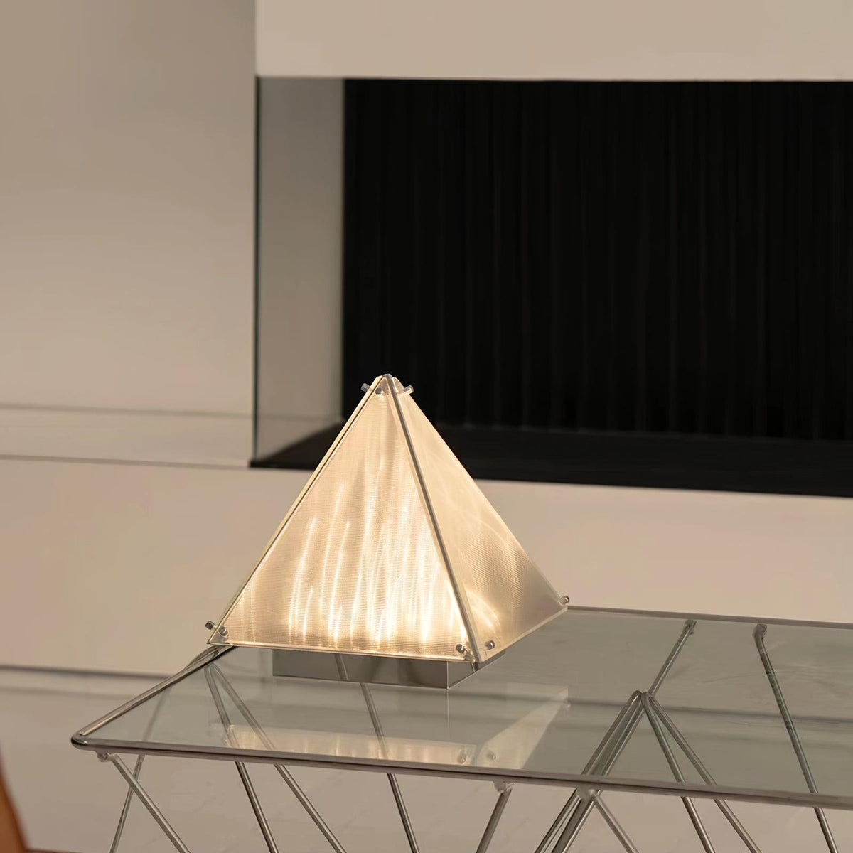 Mymiryre Pyramid glas tafellamp