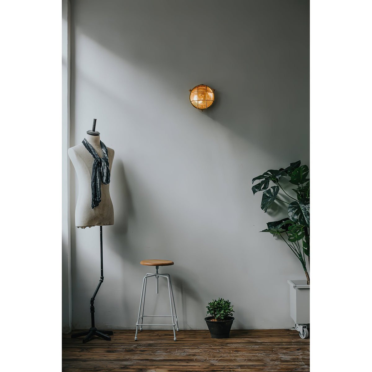 Lioriette wandlamp