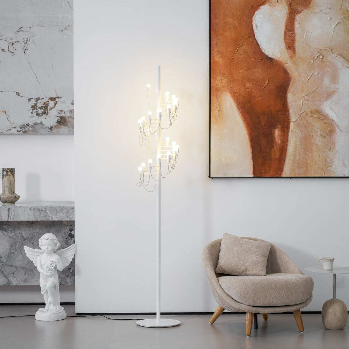 Olliryra sculpturale vloerlamp van staal