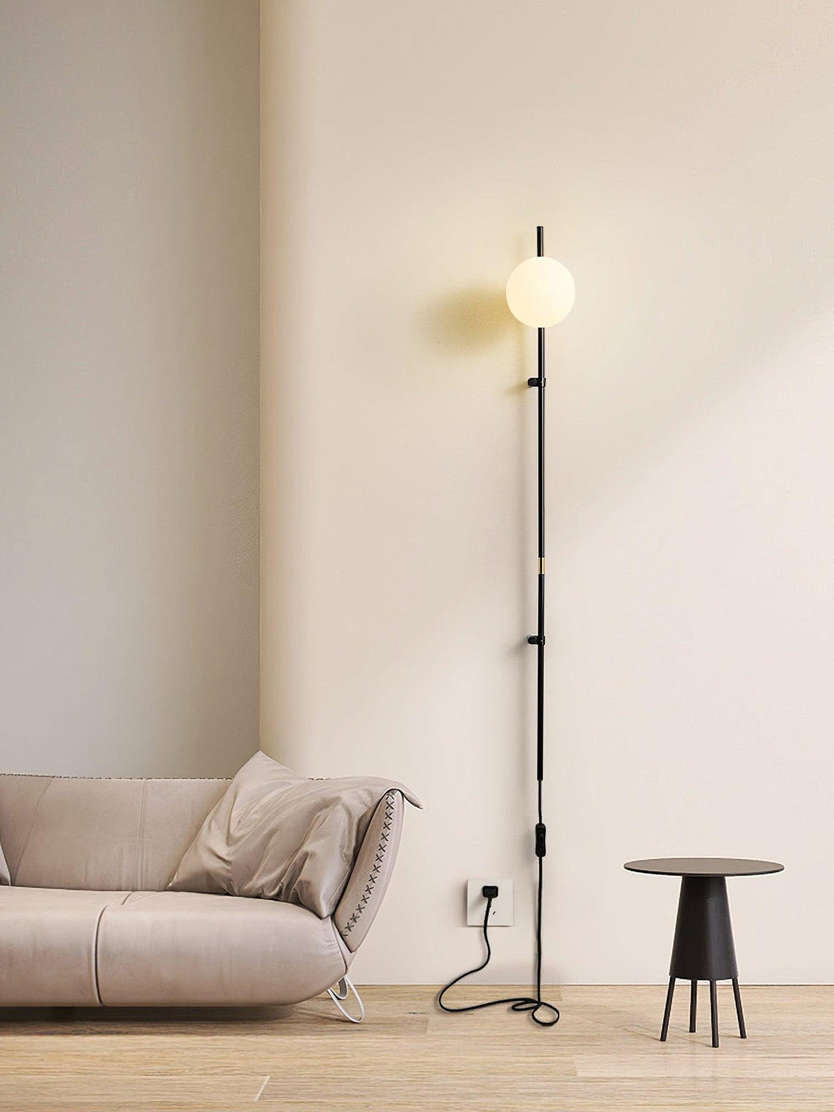 Curaeion Moderne minimalistische wandlamp met glas en stekker