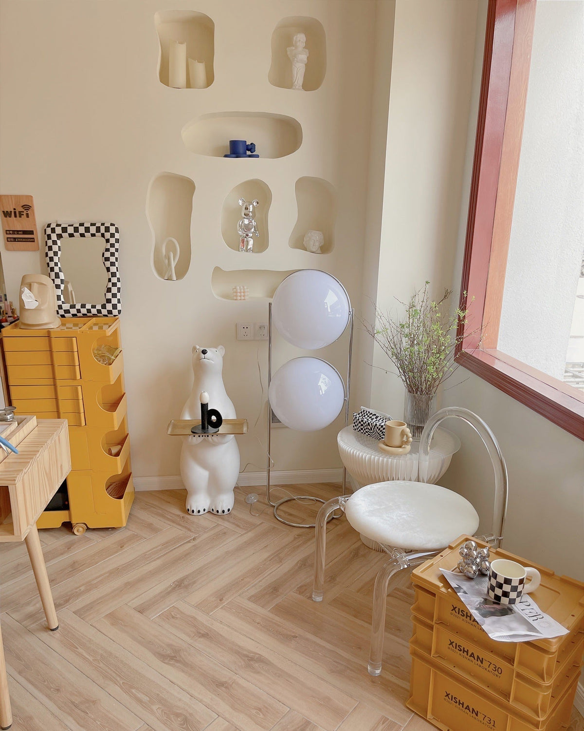 Sorarielle vloerlamp
